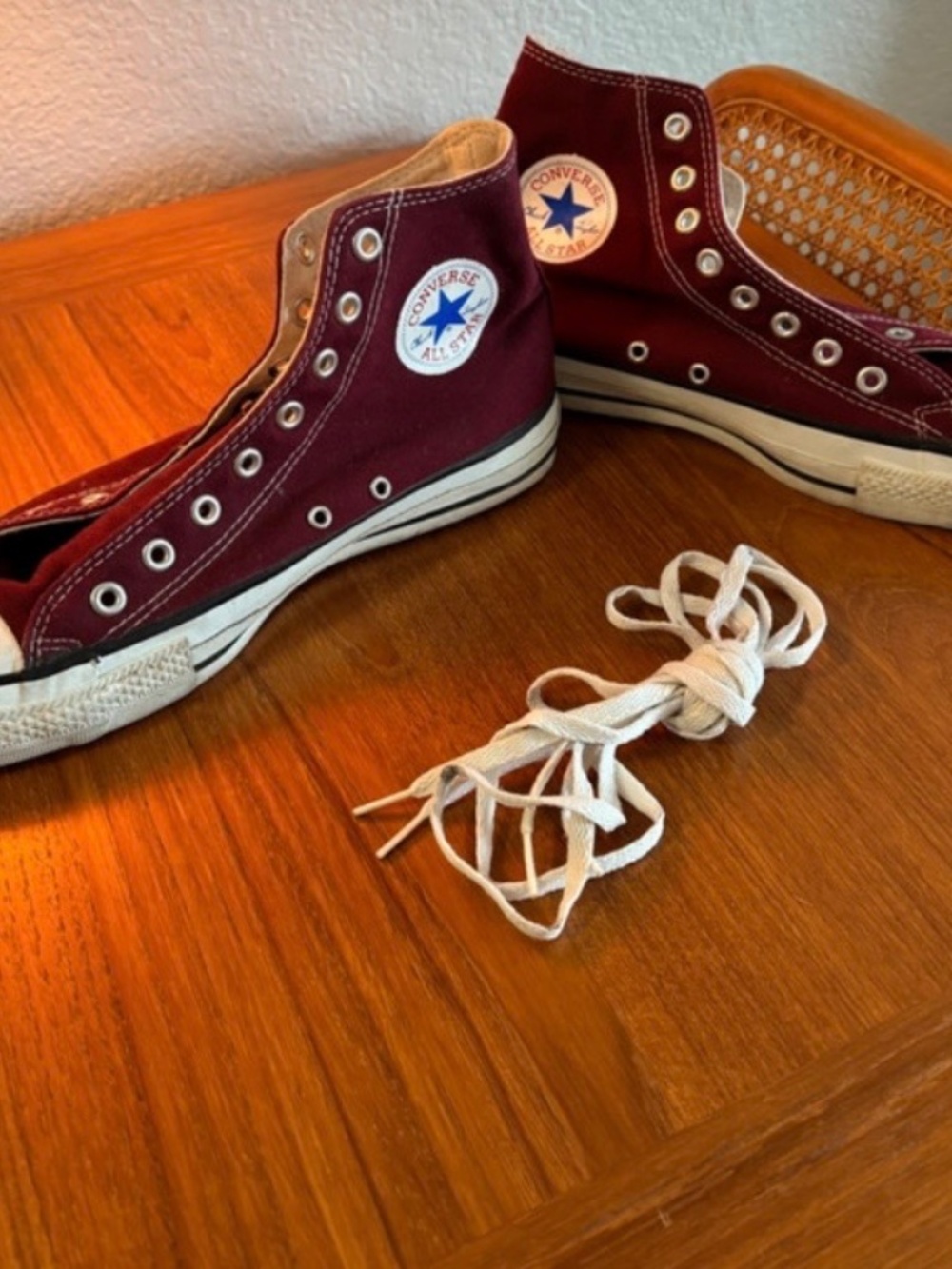 Vintage Men's size 9.5 red made in USA high top converse - Picture 3 of 10